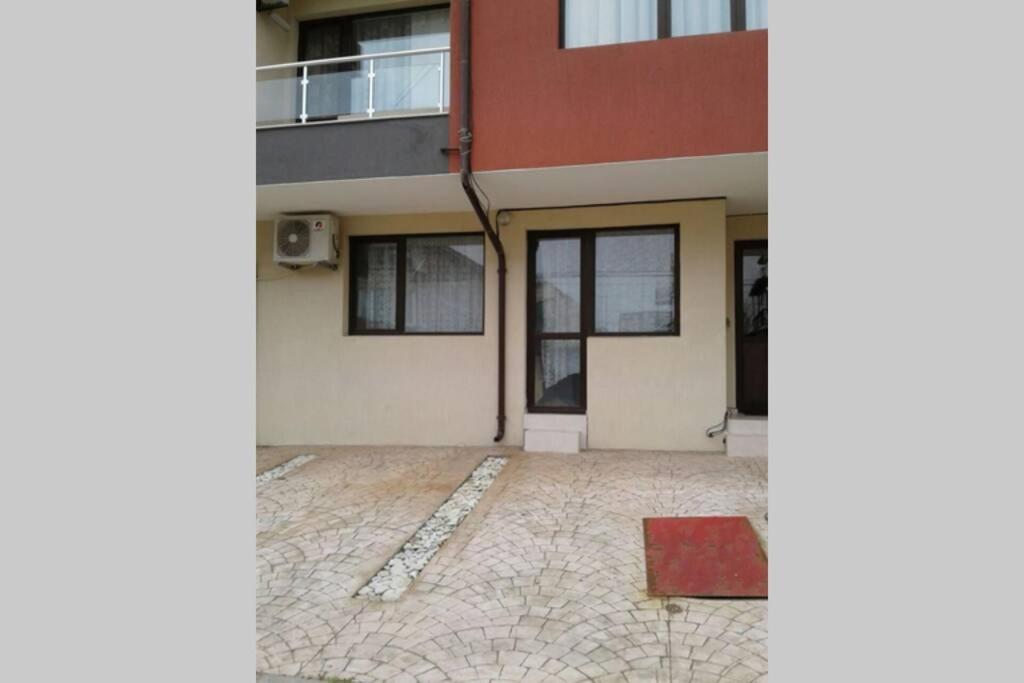 Приятный Отдых В Студии На Море В Сарафово Apartment Burgas ภายนอก รูปภาพ